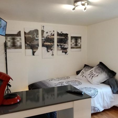 לימוז' Studio 10 Avec Wifi מראה חיצוני תמונה